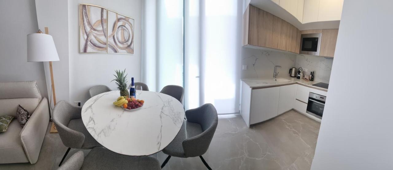 Modern And Cosy Apartment Close To The Beach Торрев'єха Екстер'єр фото